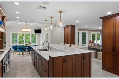 3343 Seawane Drive, Merrick, NY 11566 - Photo 16