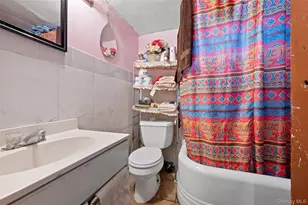 31-29 100th St, Corona, NY 11368 - Photo 20