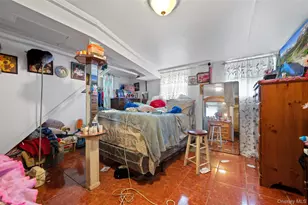 31-29 100th St, Corona, NY 11368 - Photo 18