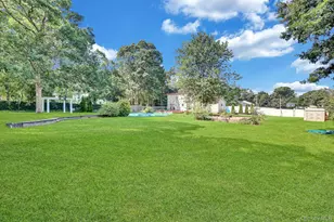 6 13th St, Selden, NY 11784 - Photo 4