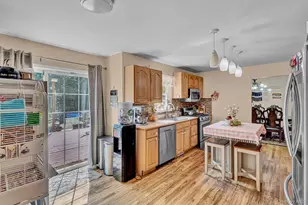 6 13th St, Selden, NY 11784 - Photo 10