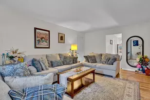 6 13th St, Selden, NY 11784 - Photo 12
