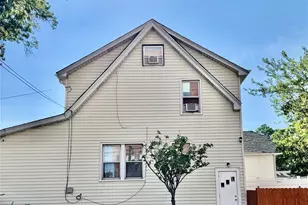 127-19 9th Ave, Flushing, NY 11356 - Photo 14