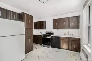 2736 Independence Ave, Bronx, NY 10463 - Photo 4