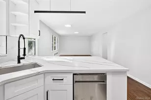 2 Soundview Ave, White Plains, NY 10606 - Photo 18