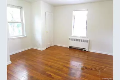 1531 Central Park Avenue #1 C, Yonkers, NY 10710 - Photo 4