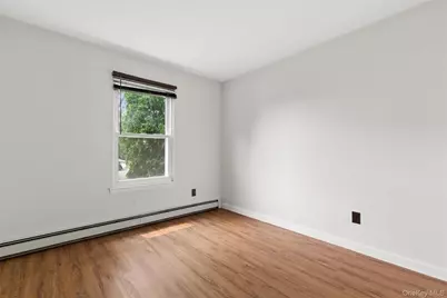 98 Constable Drive, Riverhead, NY 11901 - Photo 18