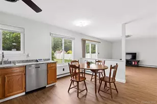 98 Constable Dr, Riverhead, NY 11901 - Photo 10