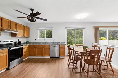 98 Constable Drive, Riverhead, NY 11901 - Photo 8