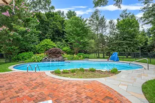 15 Dogwood Hill, Brookville, NY 11545 - Photo 44