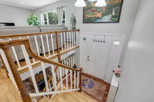 414 Philo St, New Windsor, NY 12553 - Photo 6