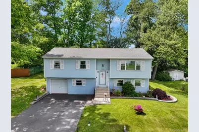 414 Philo Street, New Windsor, NY 12553 - Photo 2