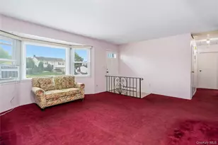 86 Cirrus Rd, Holbrook, NY 11741 - Photo 8