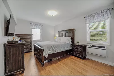 682 Tuckahoe Road #5K, Yonkers, NY 10710 - Photo 16