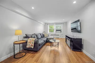 682 Tuckahoe Road #5K, Yonkers, NY 10710 - Photo 8