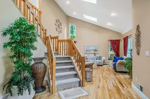 9 Amber Ln, Wading River, NY 11792 - Photo 2