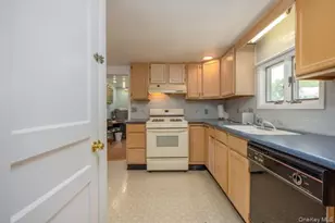 8 Murray Ave, Goshen, NY 10924 - Photo 8