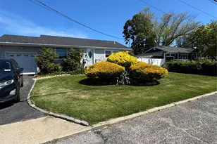 31 Stockton St, Brentwood, NY 11717 - Photo 20