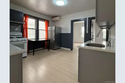 723 124th Street, College Point, NY 11356 - Photo 4