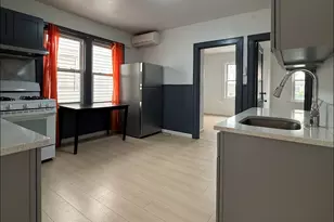 7-23 124th St, College Point, NY 11356 - Photo 4