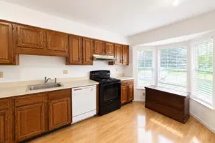 2555 Youngs Ave, Southold, NY 11971 - Photo 4