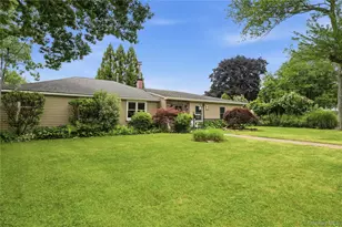 178 New Hampshire Ave, Massapequa, NY 11758 - Photo 2