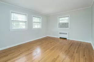 65 Beechwood Dr, Glen Head, NY 11545 - Photo 14