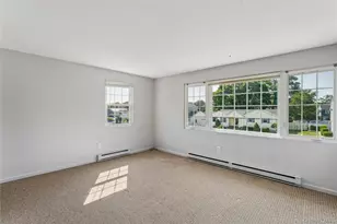 17 Parr Dr, Ronkonkoma, NY 11779 - Photo 16