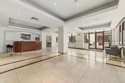 1 Scarsdale Road #202, Tuckahoe, NY 10707 - Photo 4