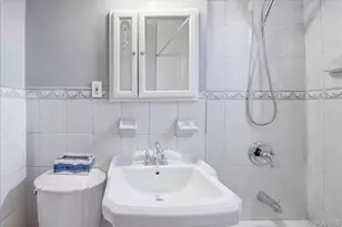 50 Kenilworth Pl, Brooklyn, NY 11210 - Photo 14