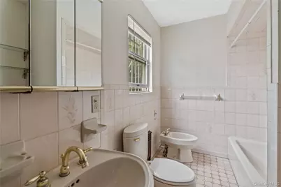 743 Palisade Avenue, Yonkers, NY 10703 - Photo 8