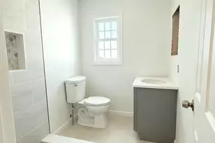 51 Bainton St, Yonkers, NY 10704 - Photo 6