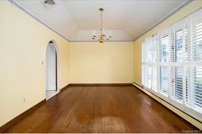 131 Oceanview Road, East Rockaway, NY 11518 - Photo 6