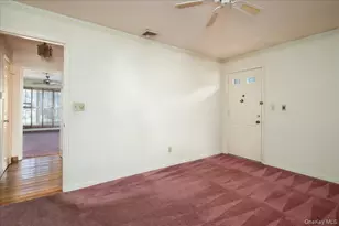 131 Oceanview Rd, East Rockaway, NY 11518 - Photo 16