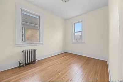 10257 189th Street, Hollis, NY 11423 - Photo 12