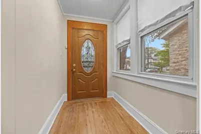 10257 189th Street, Hollis, NY 11423 - Photo 6