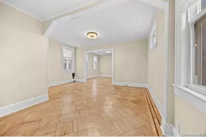 10257 189th Street, Hollis, NY 11423 - Photo 8