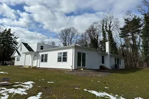 125 W Main St, Kings Park, NY 11754 - Photo 46