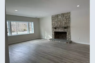 125 W Main Street, Kings Park, NY 11754 - Photo 6