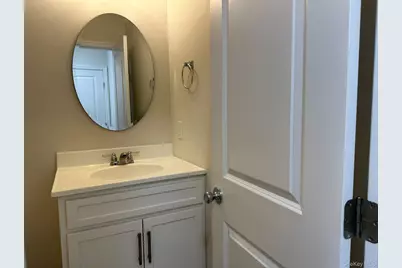 125 W Main Street, Kings Park, NY 11754 - Photo 10