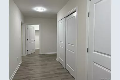 125 W Main Street, Kings Park, NY 11754 - Photo 26
