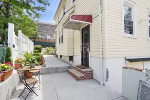 190-27 109th Rd, Saint Albans, NY 11412 - Photo 16