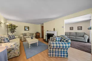 26 Birchwood Rd, Medford, NY 11763 - Photo 4