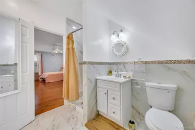 178 Warwick Road, Elmont, NY 11003 - Photo 12