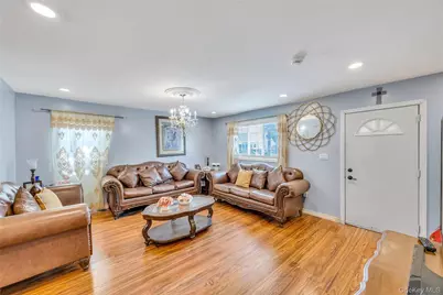 178 Warwick Road, Elmont, NY 11003 - Photo 6