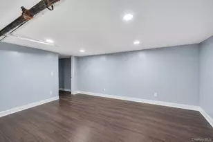 178 Warwick Rd, Elmont, NY 11003 - Photo 18