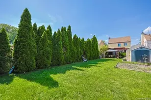 151-46 10th Ave, Whitestone, NY 11357 - Photo 6