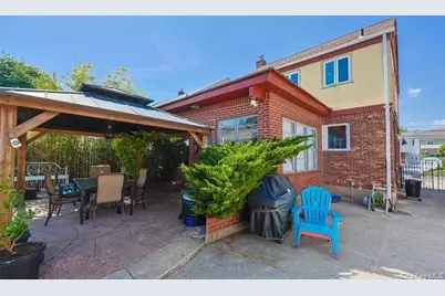 151-46 10th Avenue, Whitestone, NY 11357 - Photo 4