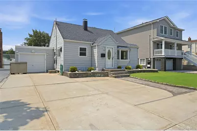 4 Flint Road, Amityville, NY 11701 - Photo 4