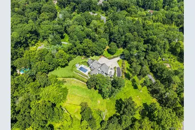 2 Barry Court, Katonah, NY 10536 - Photo 32
